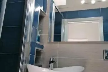 ベッドアンドブレックファースト Le Suites Maor