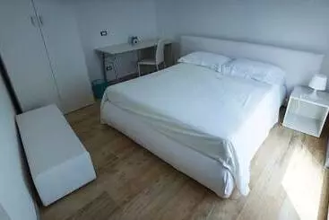 La Casa Di Penelope B&b E Noleggio Bici Elettriche