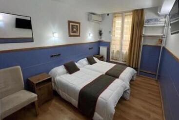 پانسیون Pensión Irune By Vivere Stays