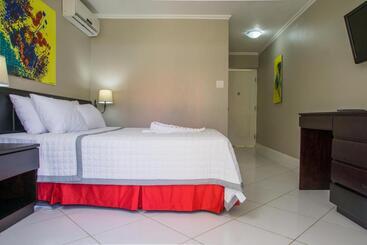 هتل Hillview At Mystic Ridge