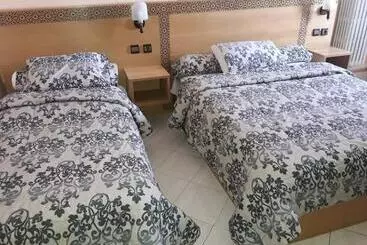 هتل Velleda