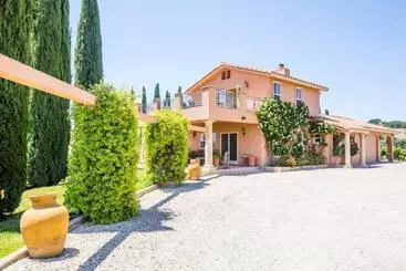 ペンション Aterno Vineyard, Guest House