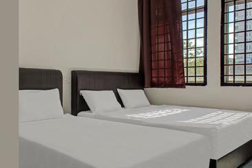 فندق Oyo 90062 I