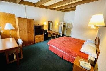 Otel Knights Inn Liberty