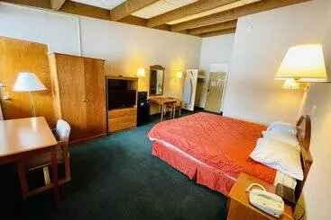 Otel Knights Inn Liberty