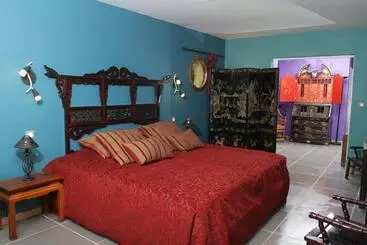 Hotel Mas De La Chapelle