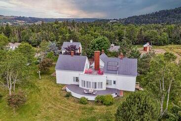 ユースホステル Fox Point Inn