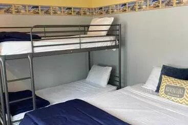 هتل Caribbean Club Resort