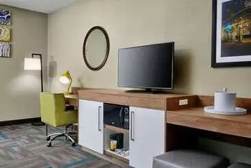 호텔 Hampton Inn Covington