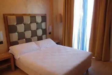 Отель Jr Resort Logos Forte Dei Marmi