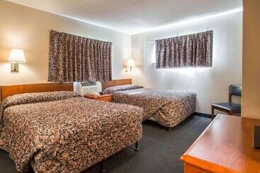 فندق Tampa Bay Extended Stay Airport