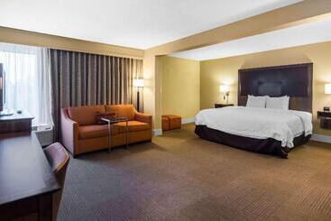 Отель Wingate By Wyndham Steubenville