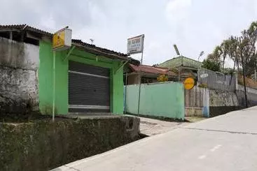 호텔 Spot On 90003 Villa Tawang