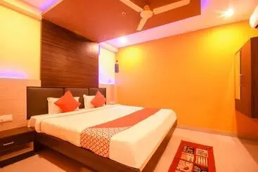 Hotel O Ssj Residency