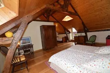 Aamiaismajoitus (B&B) Maison D Hôtes De L Huardière