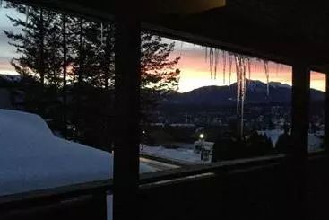 Motelli Celadon Lodge