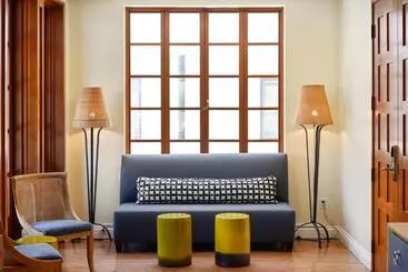 فندق Waters Edge