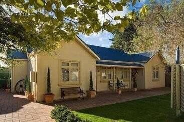 Hahndorf House B&b