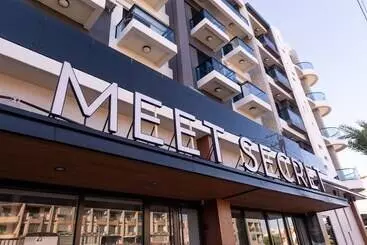 Meet Secret B&b