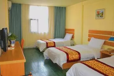 Hotel Shell Xinyu City Railway Station Plaza