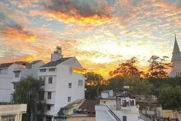 Hotel Daisy Dalat House
