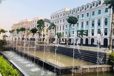 Hotel Hoàng Long