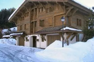 هتل آپارتمان Chalets De Julie