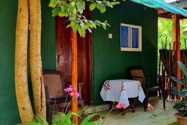 פנסיון Helena Holiday Cottage