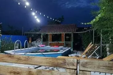پانسیون Guest House Iura