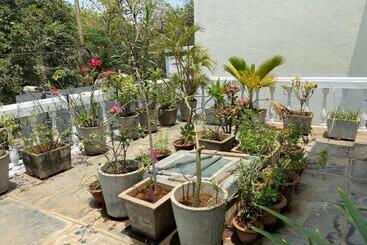 پانسیون White Villa Guest House Pondicherry