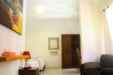 Pension D Lumbung Suites And Residence