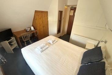 펜션 Winter Dene Hotel Beachside