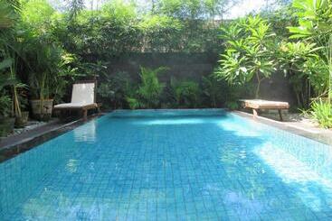 Szálloda Oxy House Bali