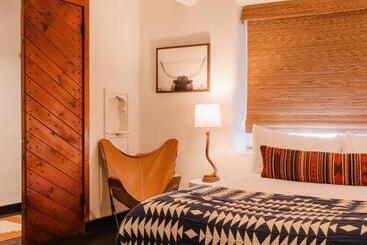 Bed and Breakfast Pueblo Bonito Santa Fe