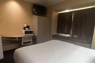 Microtel Inn & Suites By Wyndham Houston/webster/nasa/clearlake