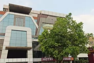 Hotel Treebo Trend Abinand Grand Bhel