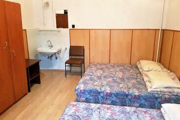 Muskátli Vendégház   Hostel