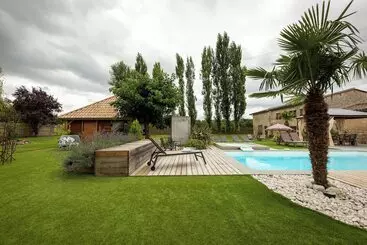 Aamiaismajoitus (B&B) Le Domaine D'ardgalen