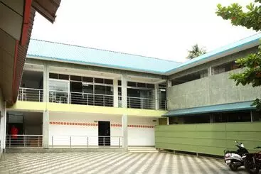 Hotel Edassery Village Retreat