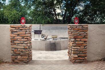 Hotel Witfontein Game Lodge