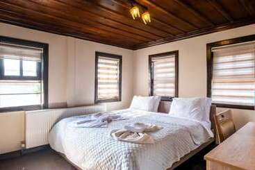 Konak Butik Hotel Papazin Evi
