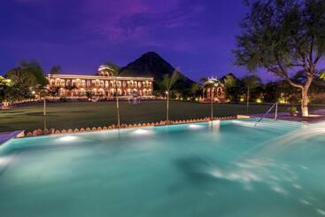 Tree of Life Inderpura Resort