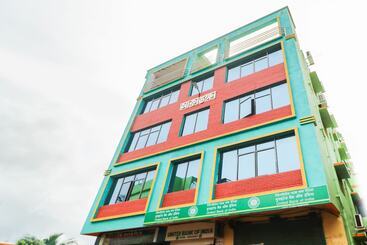 Hotel Akankha By Oyo Rooms