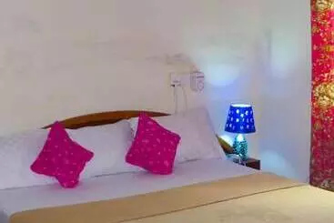 Majatalo St Mary S At Hills Guest House