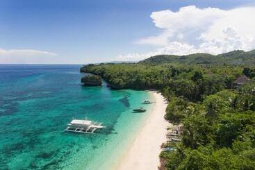 Amun Ini Beach Resort & Spa