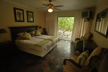 ホテル Areena Riverside Resort