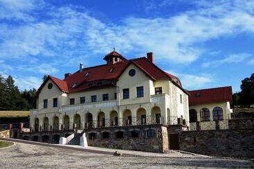 Hotel Leśny Kurort W Gierczynie