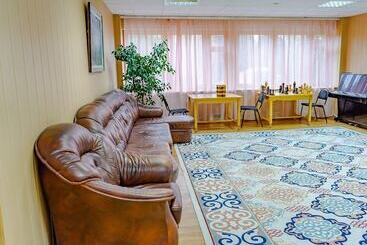 酒店 Sanatoriy Geolog Kazakhstana