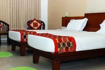 Hotel Soorya Regency