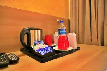 Hotel Adrak Summer Sand Hill Resort Vagamon